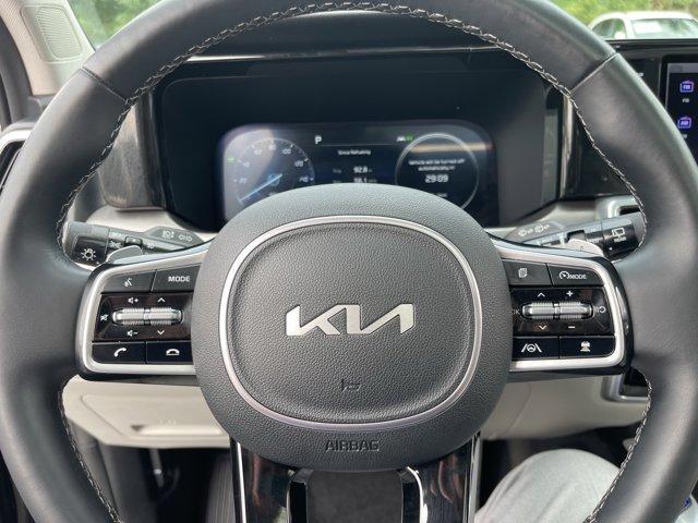 used 2022 Kia Sorento Plug-In Hybrid car, priced at $28,788