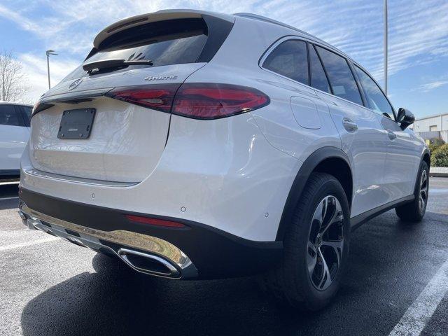 new 2025 Mercedes-Benz GLC 350e car