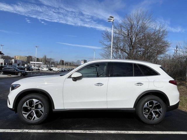 new 2025 Mercedes-Benz GLC 350e car
