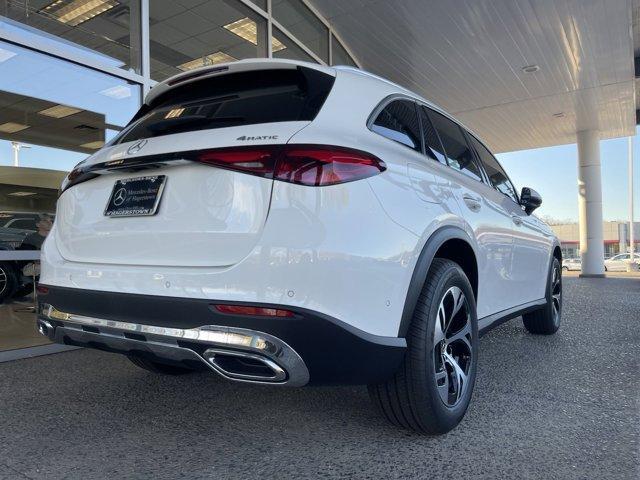 new 2025 Mercedes-Benz GLC 350e car