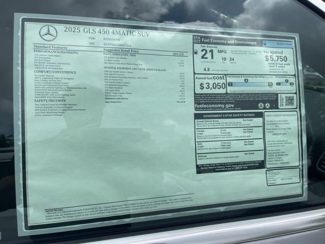 new 2025 Mercedes-Benz GLS 450 car