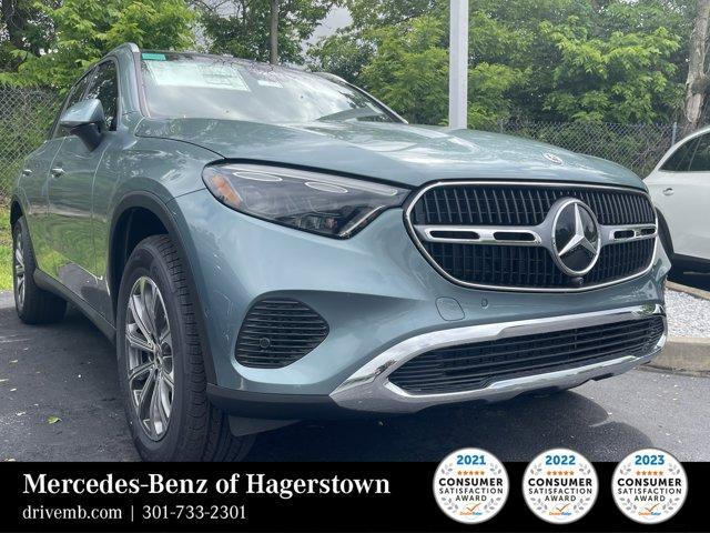 new 2025 Mercedes-Benz GLC 300 car