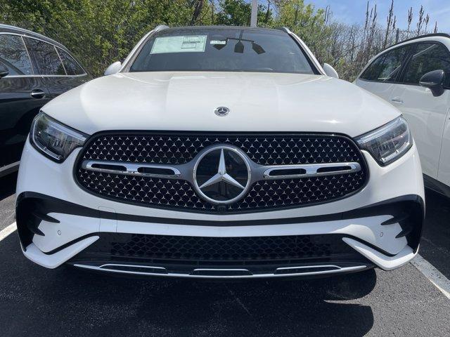 new 2025 Mercedes-Benz GLC 300 car