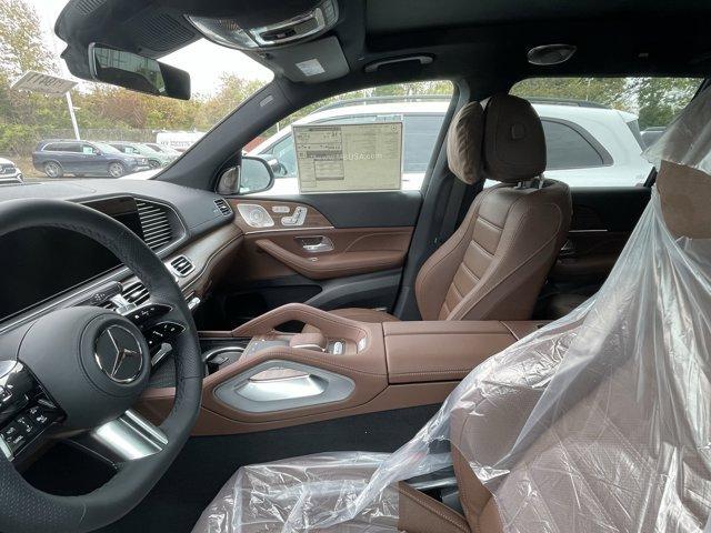 new 2026 Mercedes-Benz GLS 580 car