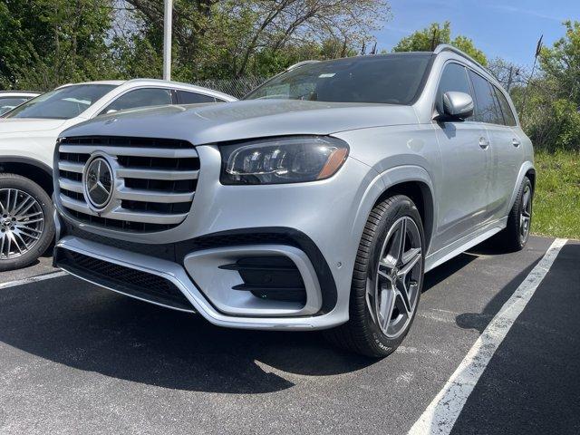 new 2025 Mercedes-Benz GLS 450 car