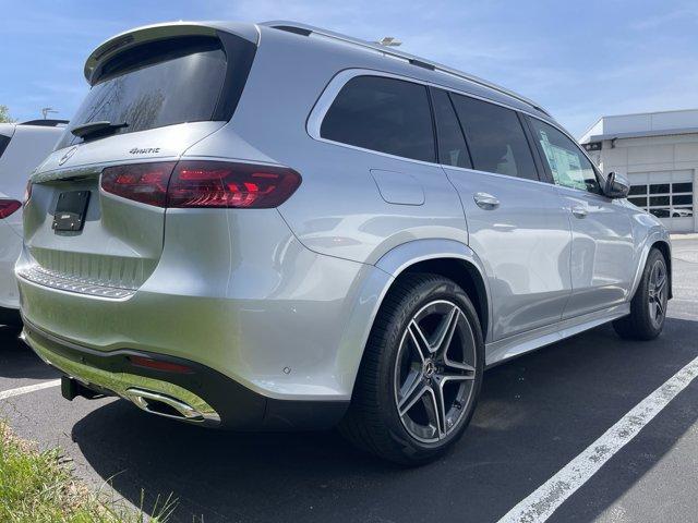 new 2025 Mercedes-Benz GLS 450 car