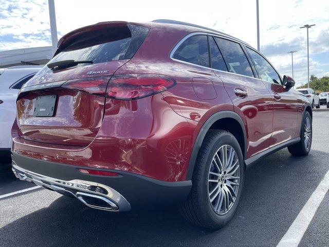 new 2025 Mercedes-Benz GLC 300 car