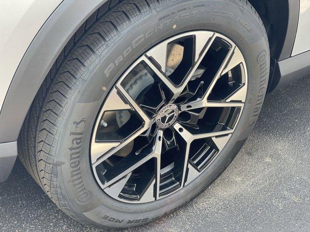 new 2025 Mercedes-Benz GLC 350e car