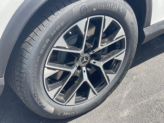 new 2025 Mercedes-Benz GLC 350e car