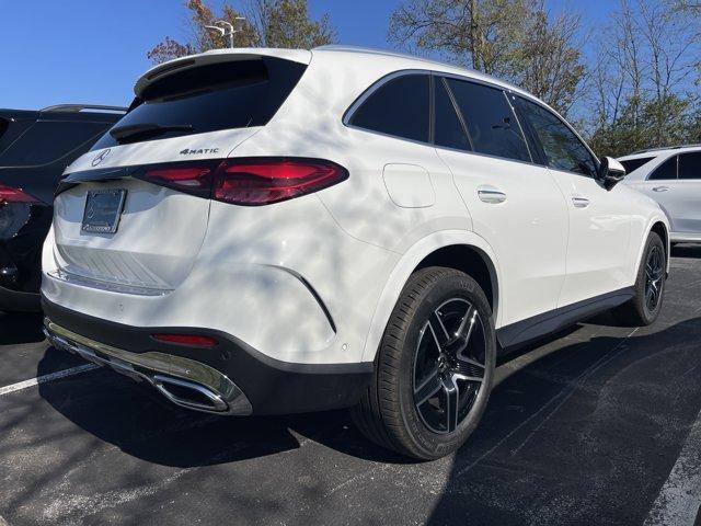 new 2026 Mercedes-Benz GLC 300 car