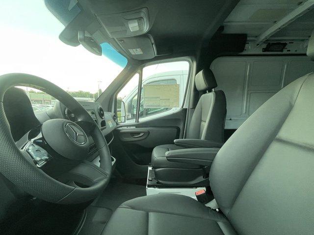 new 2025 Mercedes-Benz Sprinter 2500 car