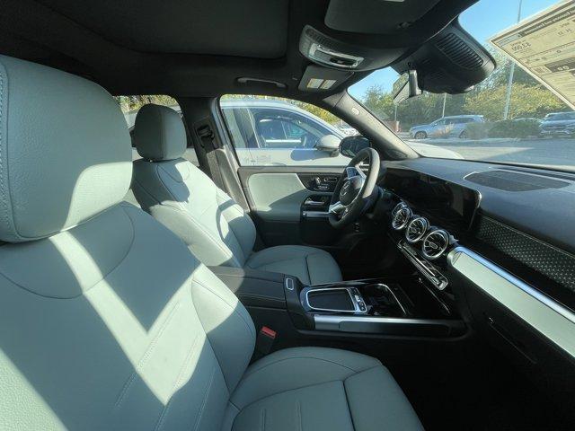 new 2026 Mercedes-Benz GLB 250 car