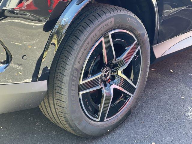 new 2026 Mercedes-Benz GLC 300 car