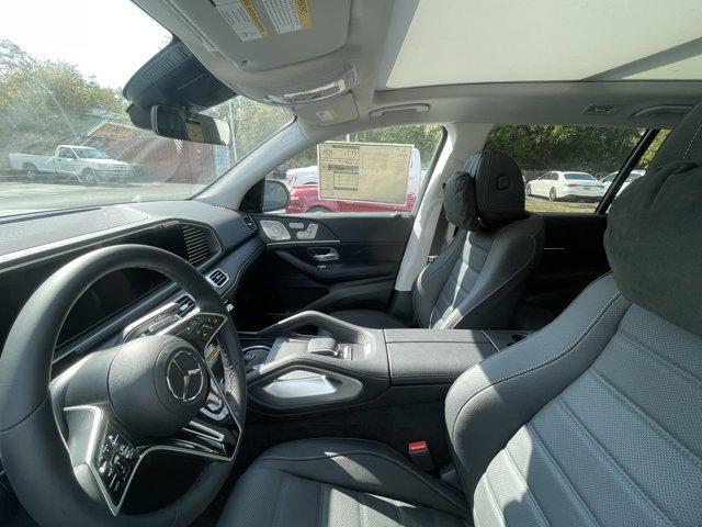 new 2026 Mercedes-Benz GLS 450 car