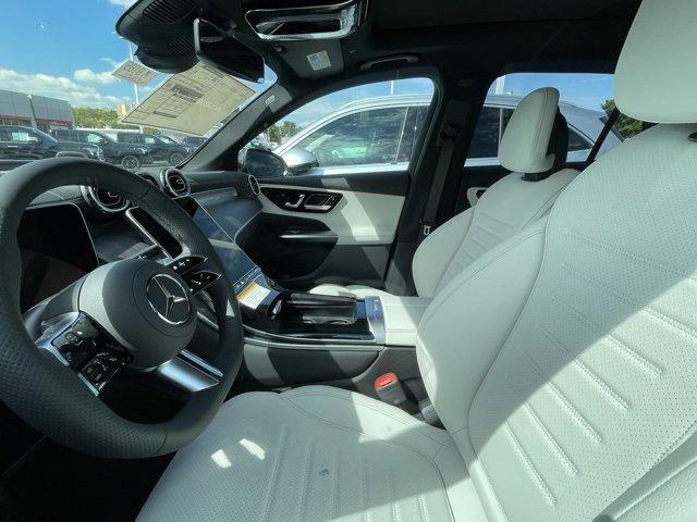 new 2025 Mercedes-Benz GLC 300 car