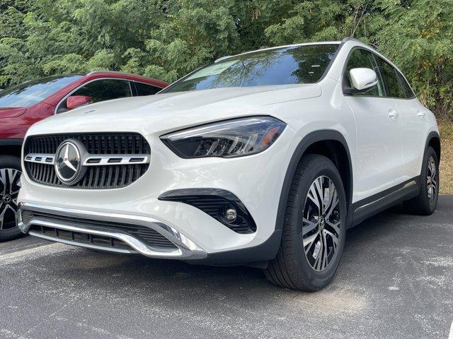 new 2025 Mercedes-Benz GLA 250 car