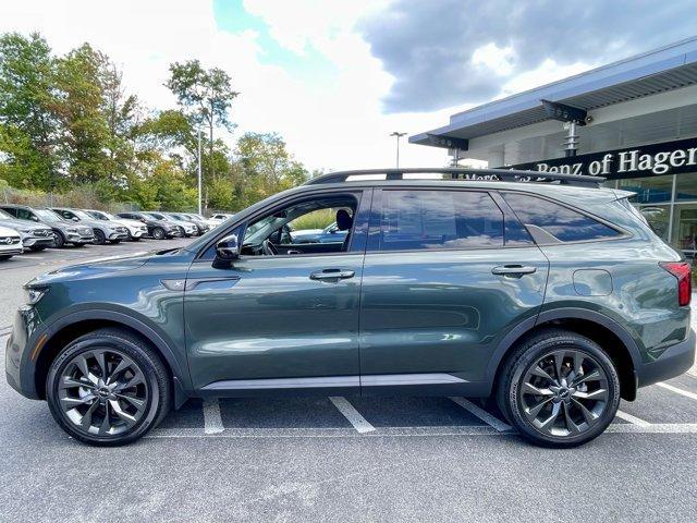 used 2023 Kia Sorento car, priced at $32,988