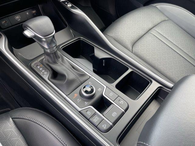 used 2023 Kia Sorento car, priced at $32,988