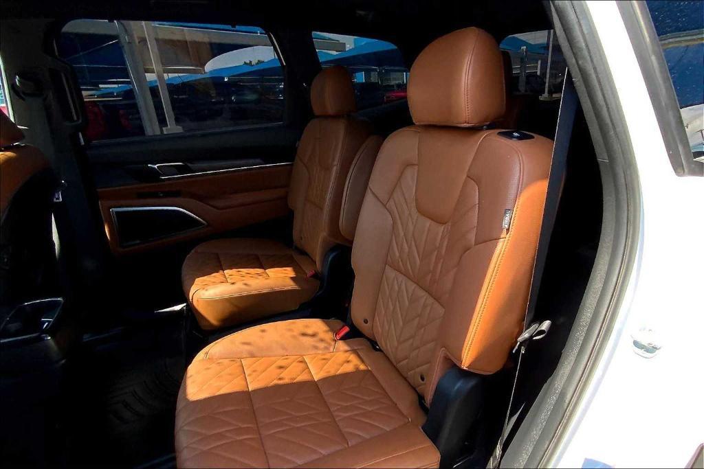 used 2023 Kia Telluride car, priced at $40,590