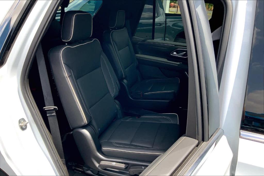 used 2022 GMC Yukon car, priced at $51,937