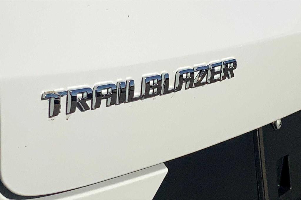 new 2025 Chevrolet TrailBlazer car, priced at $24,890