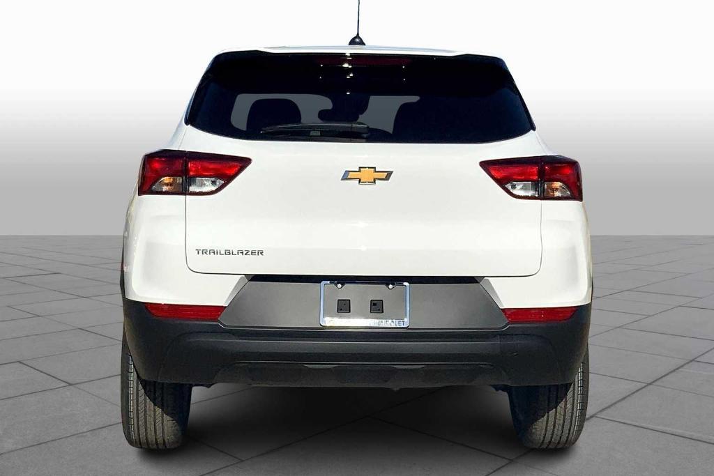 new 2025 Chevrolet TrailBlazer car, priced at $24,890