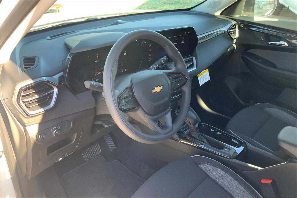 new 2025 Chevrolet TrailBlazer car, priced at $24,890