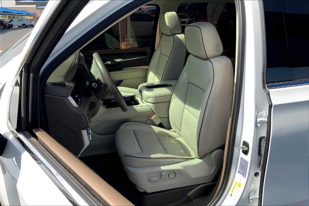 used 2021 GMC Yukon car, priced at $49,561