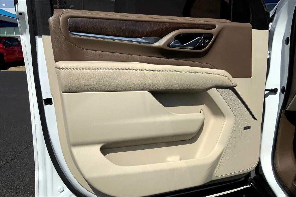 used 2021 GMC Yukon car, priced at $49,561