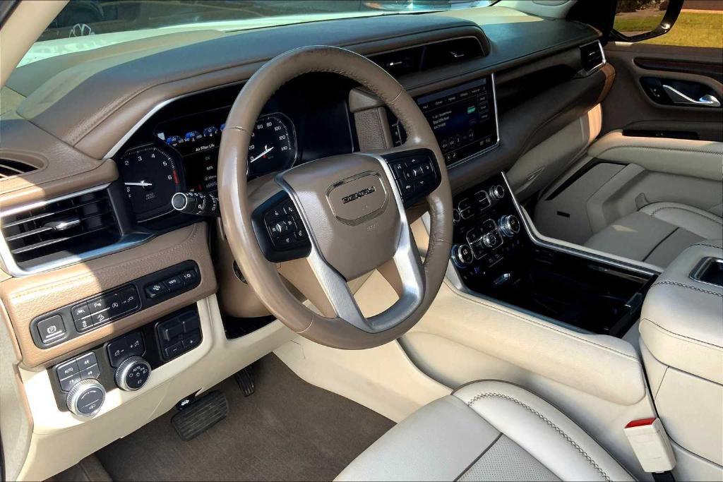 used 2021 GMC Yukon car, priced at $49,561