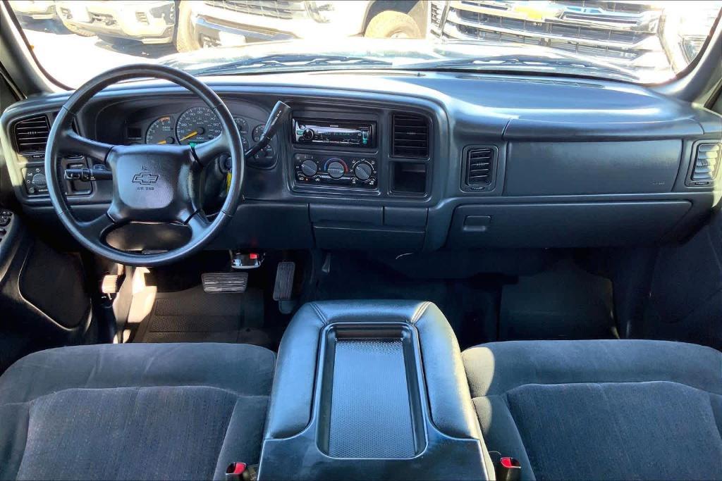 used 2001 Chevrolet Silverado 2500 car, priced at $14,999