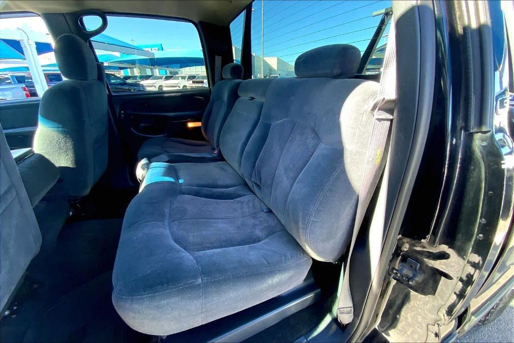 used 2001 Chevrolet Silverado 2500 car, priced at $14,999