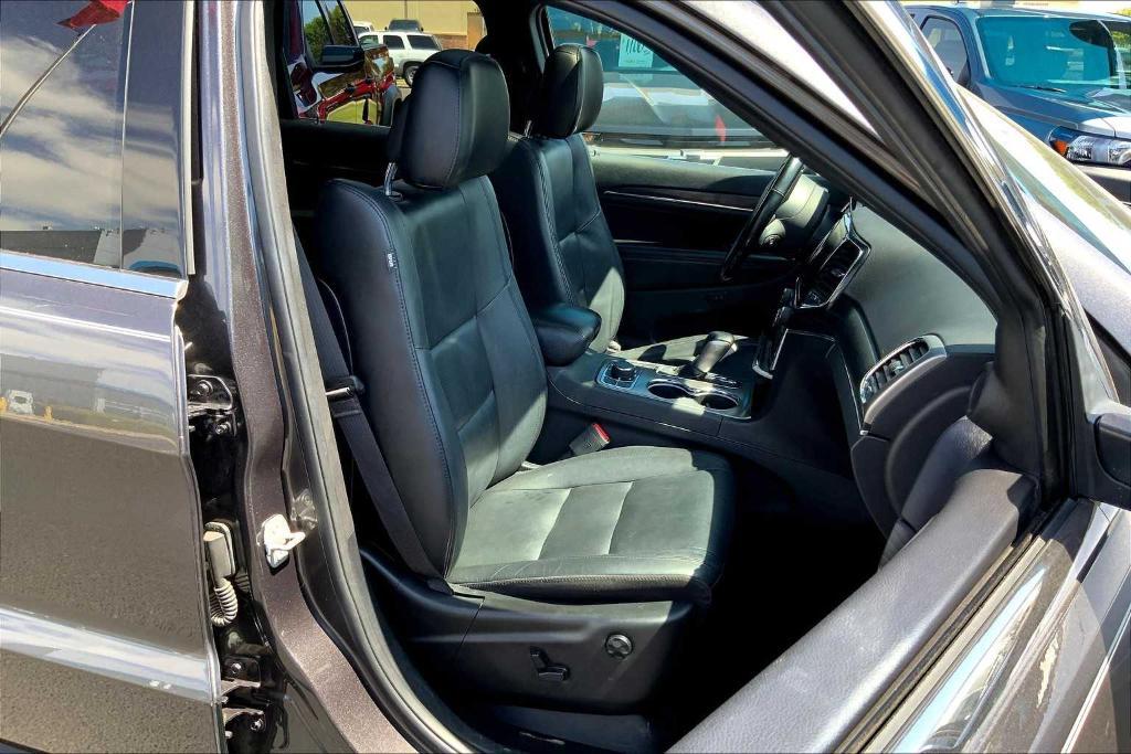 used 2020 Jeep Grand Cherokee car, priced at $24,746