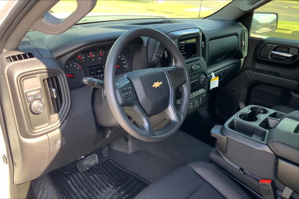 new 2025 Chevrolet Silverado 1500 car, priced at $44,995