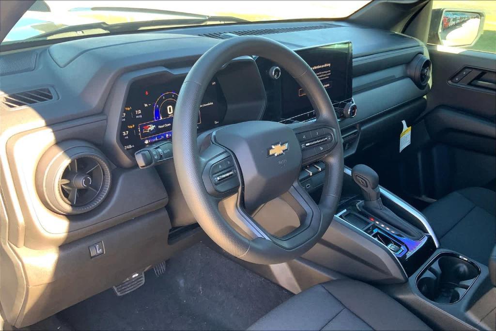 new 2024 Chevrolet Colorado car, priced at $31,995