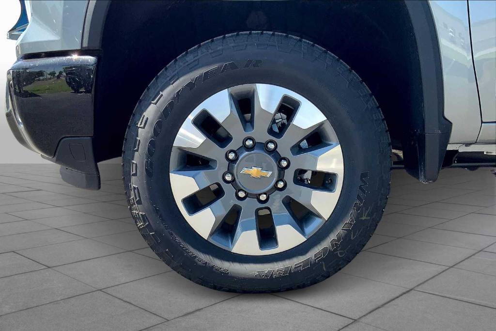 used 2025 Chevrolet Silverado 2500 car, priced at $57,986