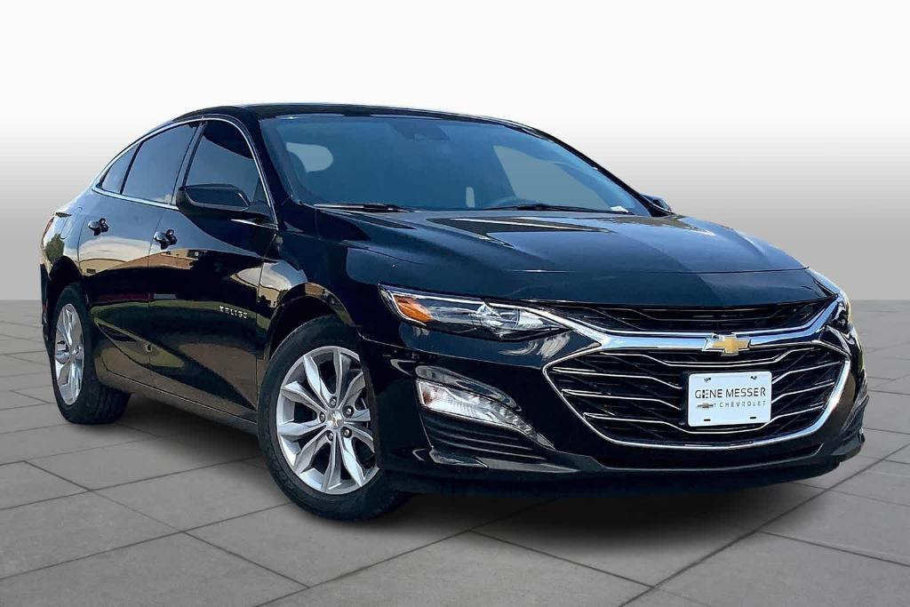 new 2025 Chevrolet Malibu car, priced at $28,295