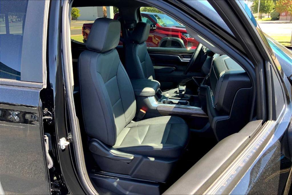 used 2025 Chevrolet Silverado 1500 car, priced at $51,318