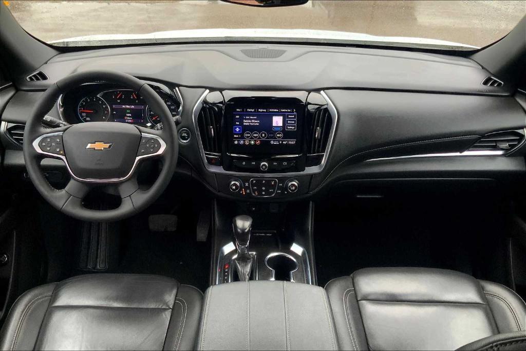 used 2022 Chevrolet Traverse car, priced at $27,657