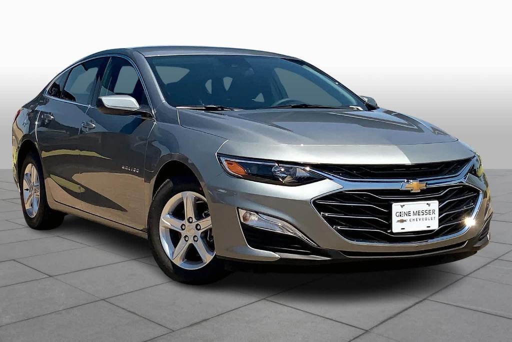 new 2025 Chevrolet Malibu car, priced at $25,675