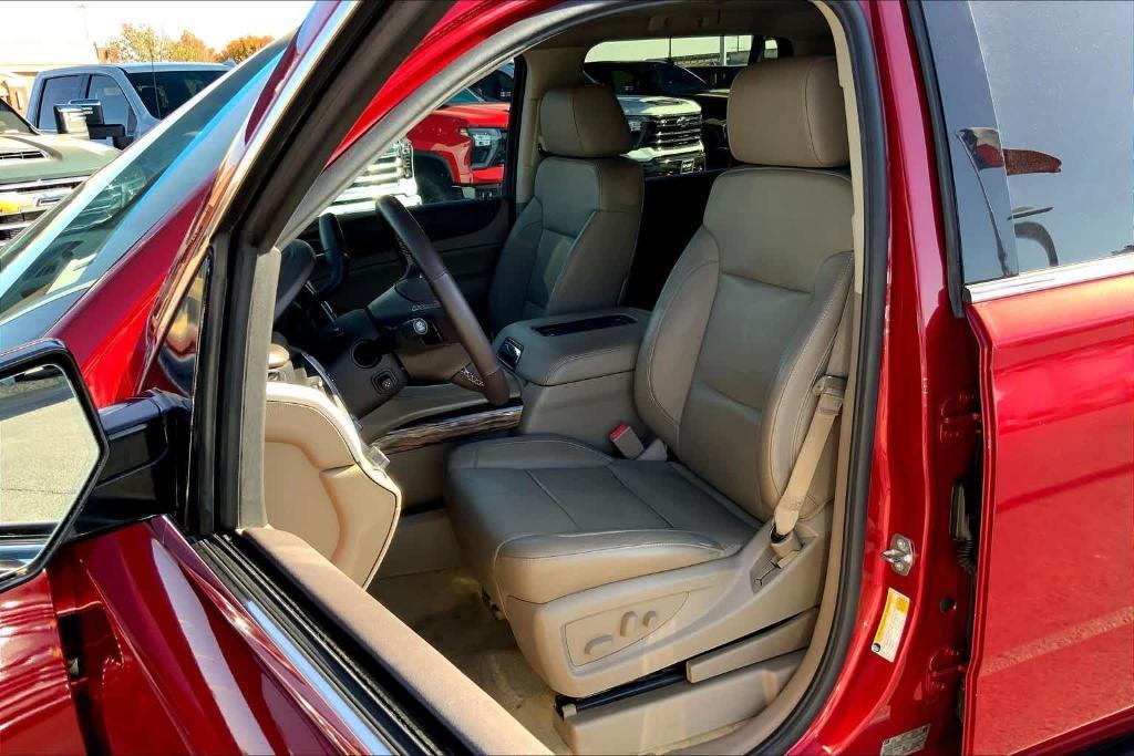 used 2015 GMC Yukon car, priced at $20,615