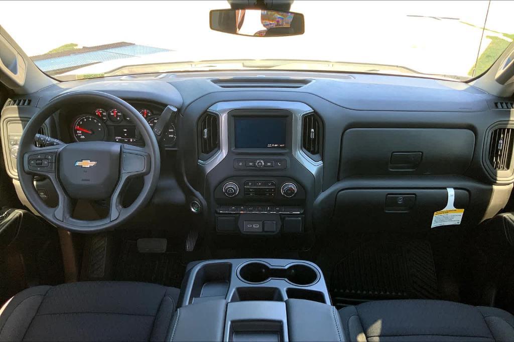 new 2024 Chevrolet Silverado 1500 car, priced at $41,995