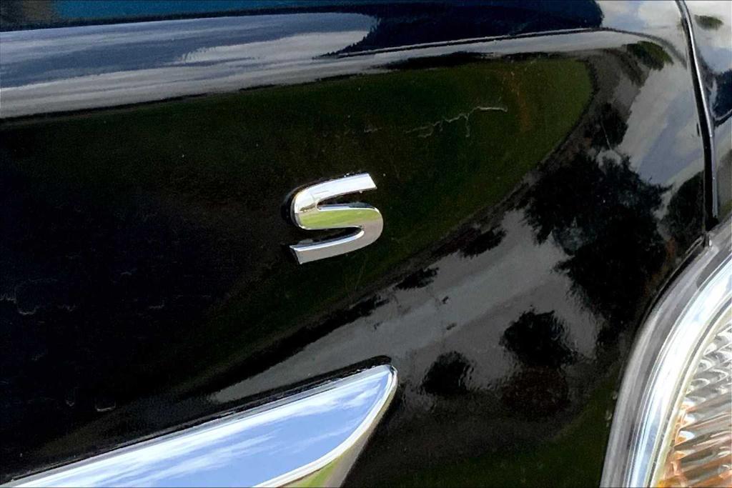 used 2014 Nissan Altima car, priced at $7,999