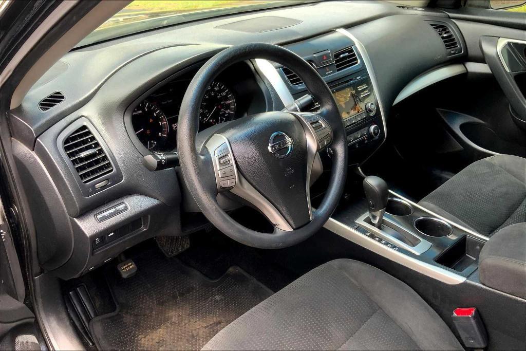 used 2014 Nissan Altima car, priced at $7,999