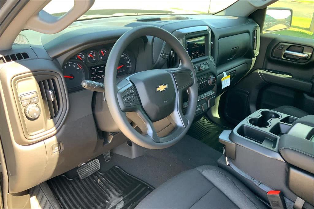 new 2025 Chevrolet Silverado 1500 car, priced at $43,995