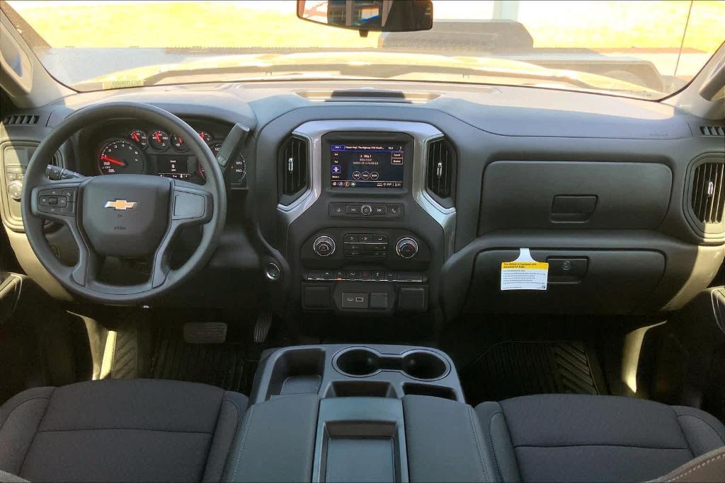 new 2025 Chevrolet Silverado 1500 car, priced at $43,995