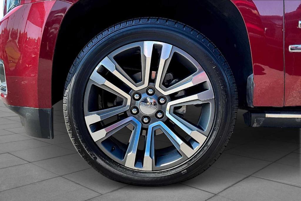 used 2019 GMC Yukon car, priced at $29,749