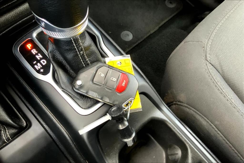 used 2023 Jeep Gladiator car, priced at $31,628