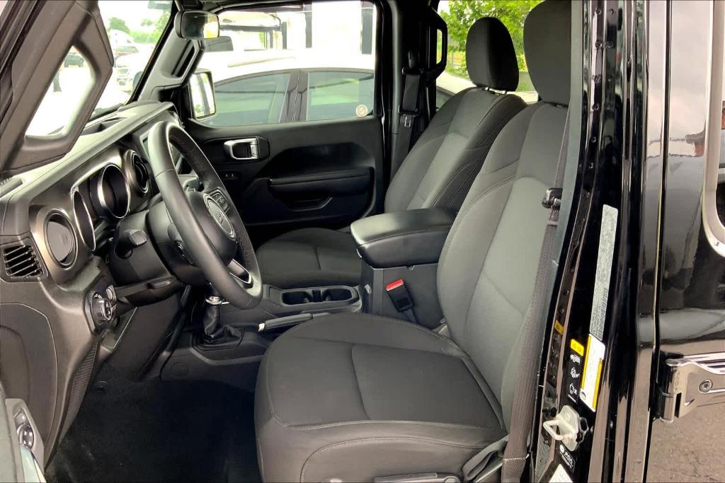 used 2023 Jeep Gladiator car, priced at $29,216