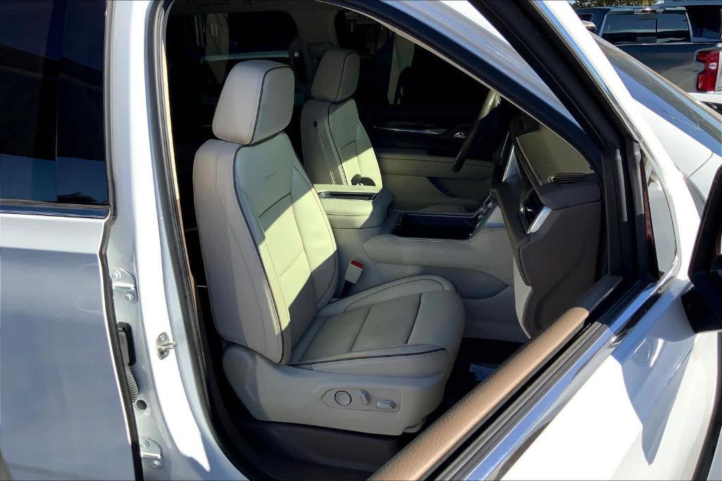 used 2021 GMC Yukon car, priced at $44,999